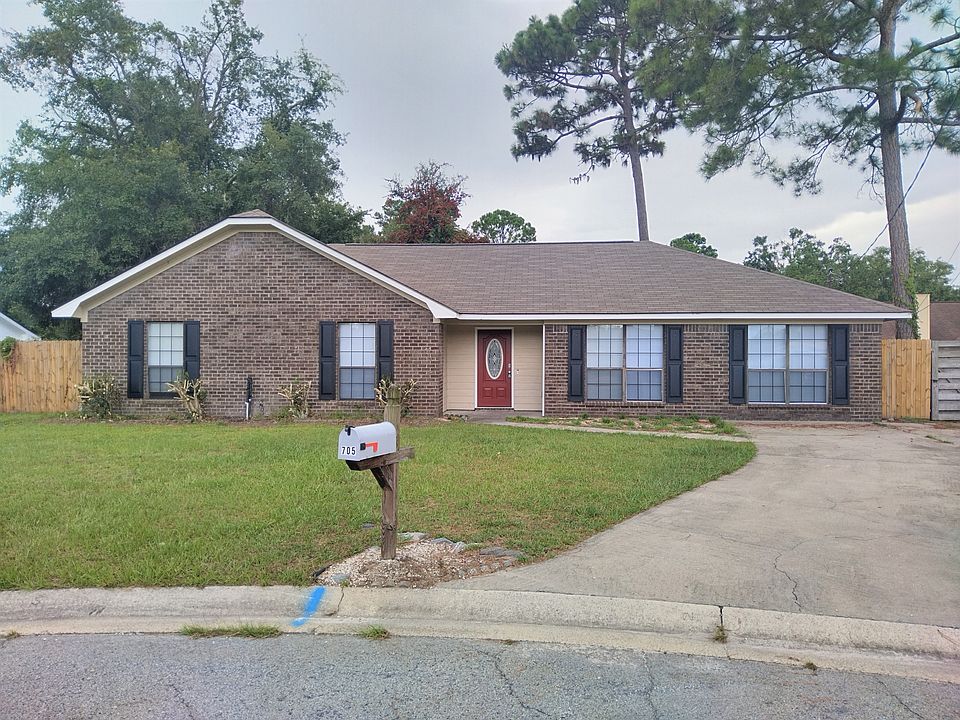 705 Woods Ct_08082022