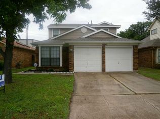 3006 Rustlewind Ln, Grand Prairie, TX 75052