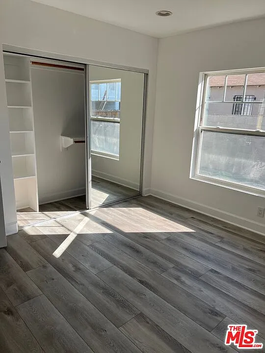 2 bed, 1.0 bath, 830 sqft, $2,899 — Photo 2