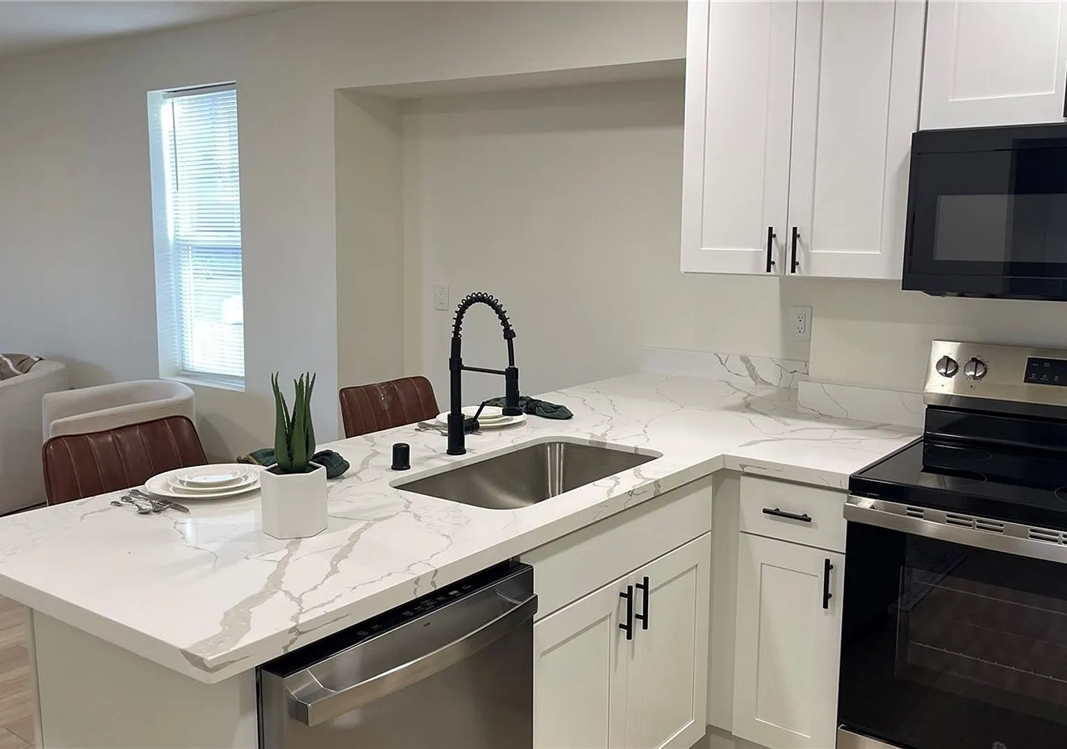 Newly Remodeled Home in Tacoma — Photo 1