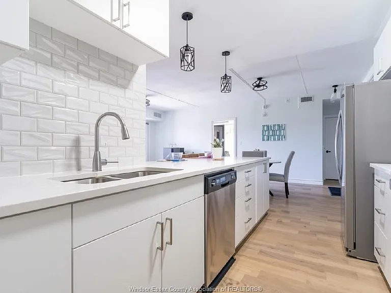 2550 Sandwich West Pkwy #406 — Photo 4