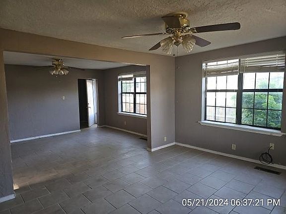 2nd image of 407 NW Arlington Ave