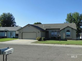 1972 W Glenloch St, Meridian, ID 83646