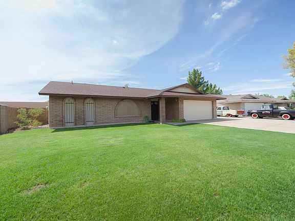 3rd image of 9032 N 49th Dr