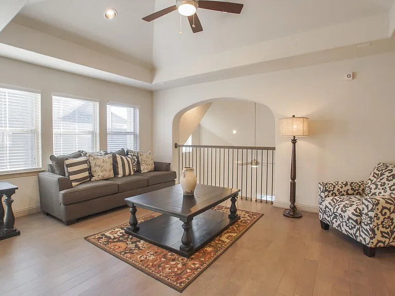 47 N Lochwood Way — Photo 30