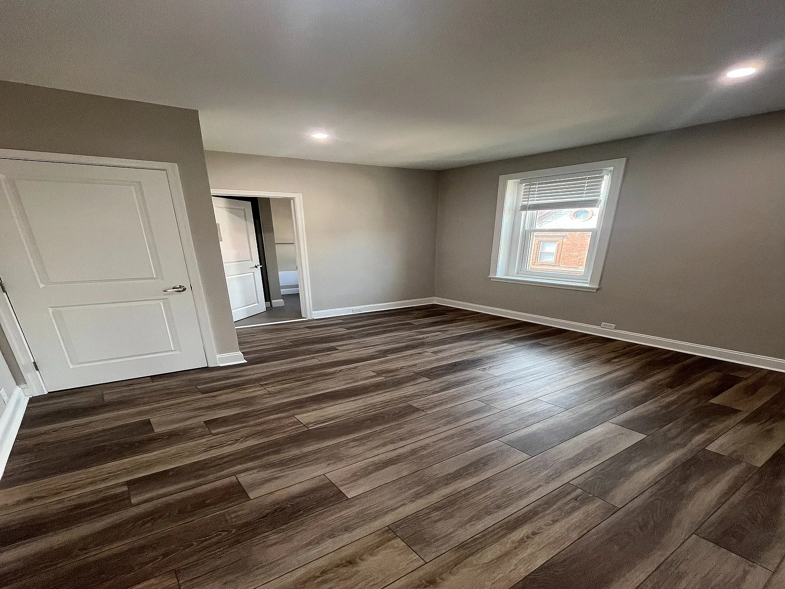 Campus Apartments — Photo 3