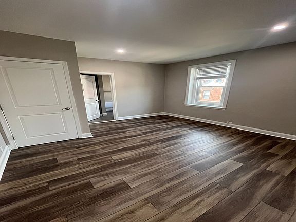 3rd image of 305 S 41st St #482806