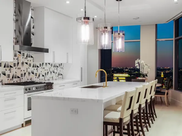 200 Congress Ave #54GP, Austin, TX 78701