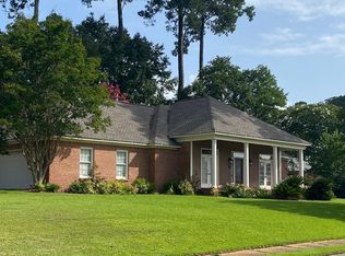 302 Northwind Dr, Brandon, MS 39047