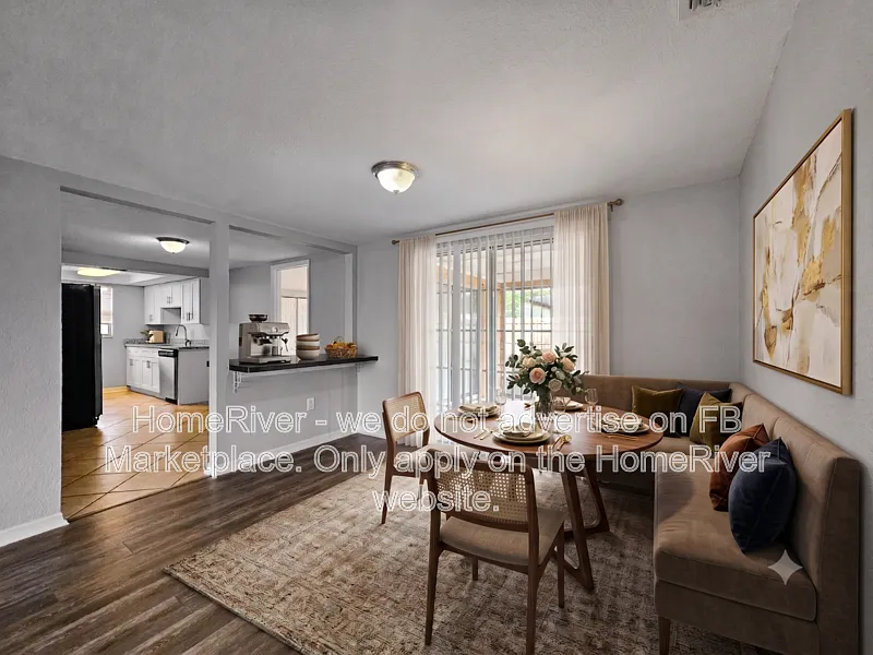 3 bed, 2.0 bath, 1310 sqft, $1,805 — Photo 3