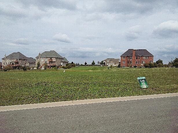 1st image of 15701 Jeanne Ln