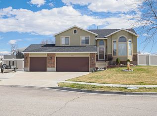 2747 S Hardman Cv, Magna, UT 84044