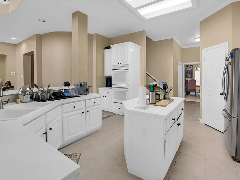 1522 Meadowstar Dr — Photo 12