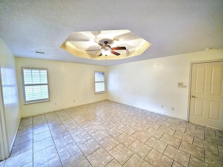 1508 Mount Laurel — Photo 27