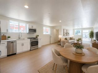 2026 Luxury 4 & 6 Bedroom Units, Los Angeles, CA 90011