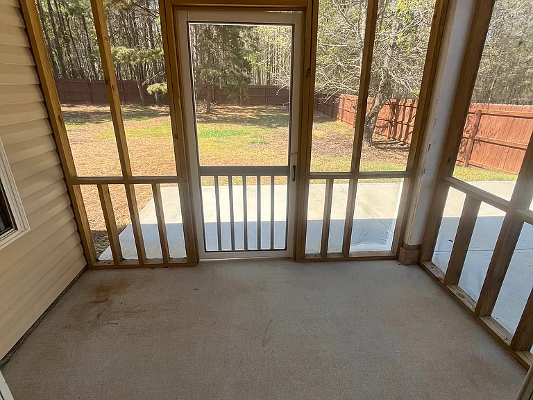 212 Rainbow Ln — Photo 18