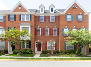 43005 Paris Gap Sq, Ashburn, VA 20148