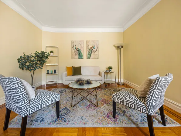 71 Ocean Parkway image 2 of 12