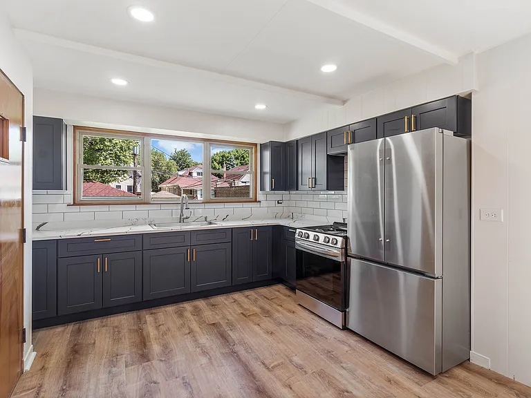 4912 W Cornelia Ave #1 — Photo 6