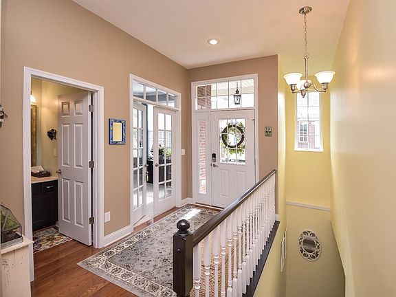 3rd image of 317 Turtle Creek Dr
