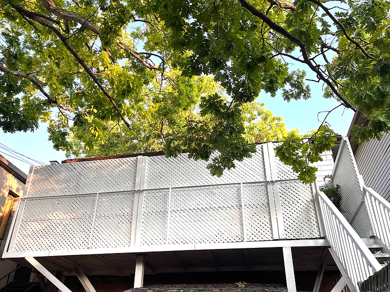 private deck