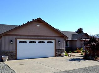 3930 Redwood Ave, Grants Pass, OR 97527