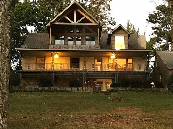 3rd image of 1065 Ramblewood Dr