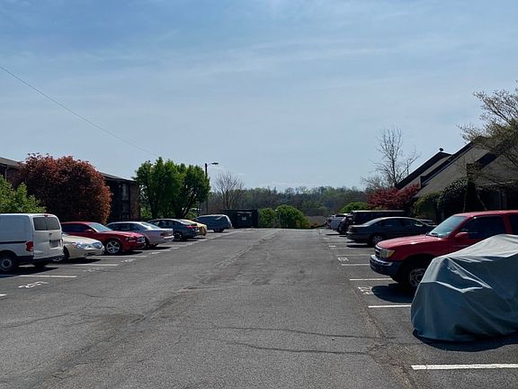 4th image of 206 Dublin Dr