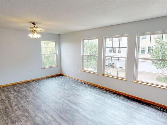 2nd image of 1038 10th Ave NW