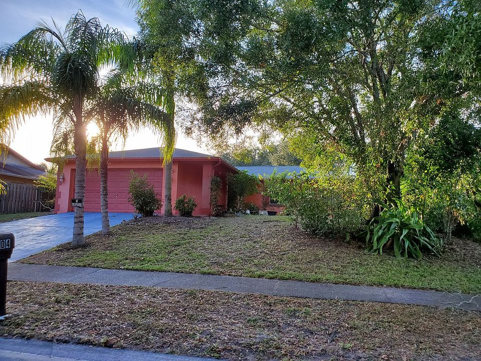 1st image of 904 Lynnlea Ln