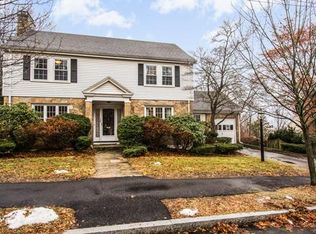 107 Forbes Hill Rd, Quincy, MA 02170