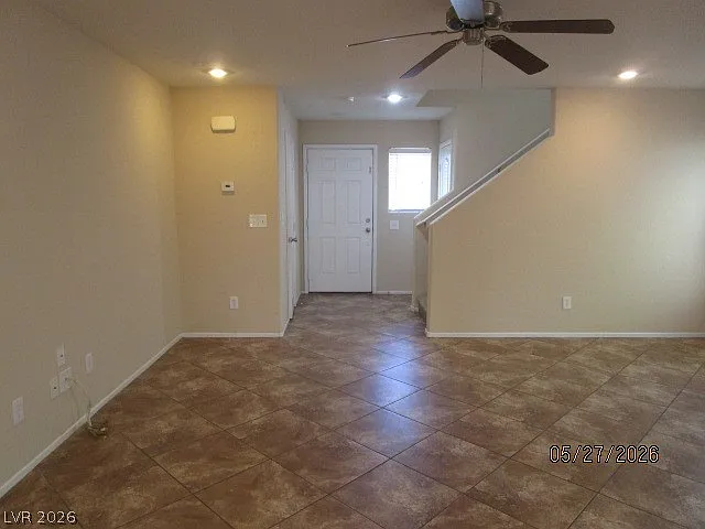7168 Neches Ave — Photo 2