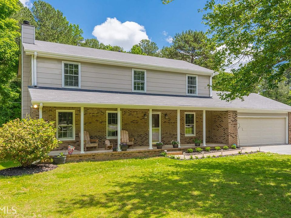 2nd image of 220 Brierwood Dr