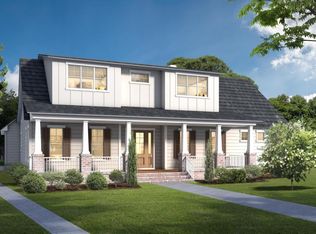1102 Oriental Gardens Rd, Jacksonville, FL 32207