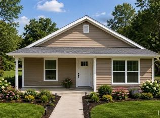 7638 W Julia Dr, Ellettsville, IN 47429