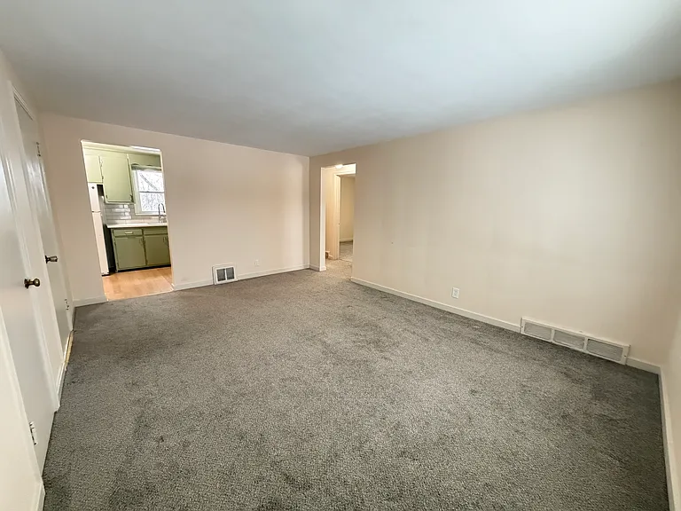 48 Layton Ave #2 — Photo 6