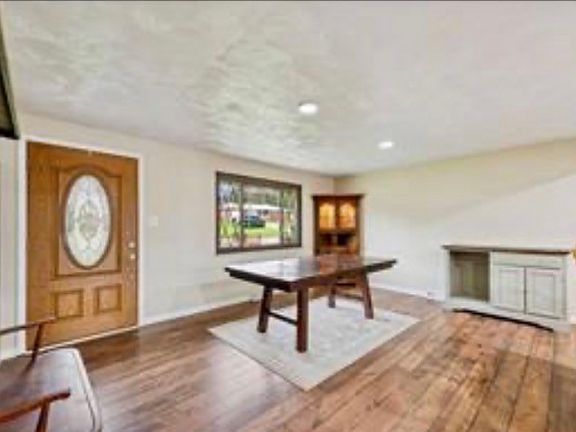 4th image of 501 Route 356