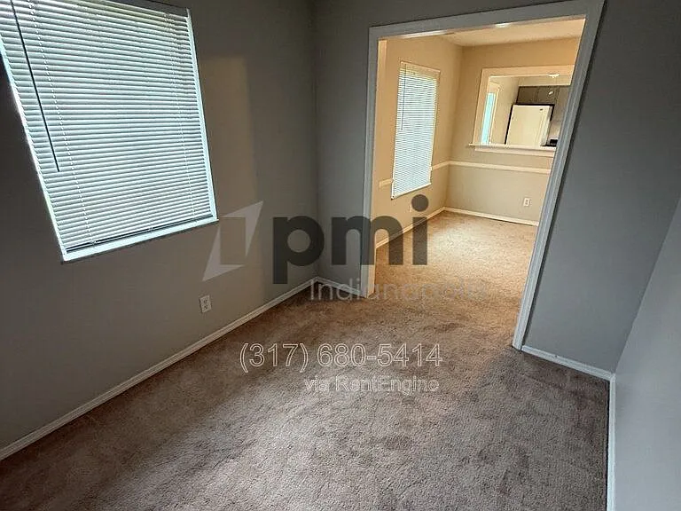 6460 Park Central Way — Photo 18