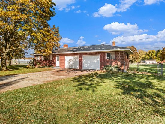 12414 68th Ave, Allendale, MI 49401