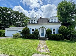 26 S Belmont Cir, Oneonta, NY 13820