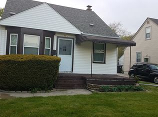 6812 Pelham Rd, Taylor, MI 48180