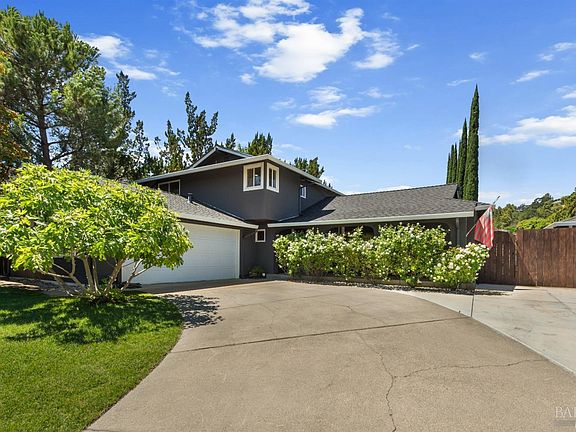 3rd image of 100 Vista View Drive