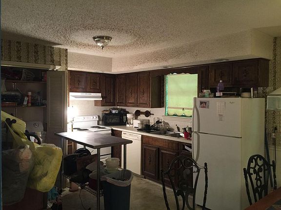 3rd image of 5633 Shady Branch Dr #58