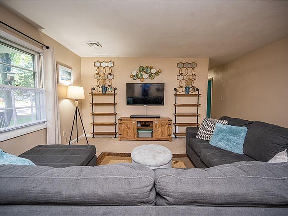 5th image of 4600 Maplewood Dr
