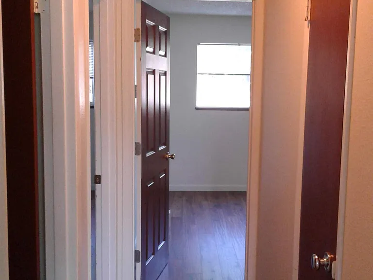 8322 N Edison St — Photo 8