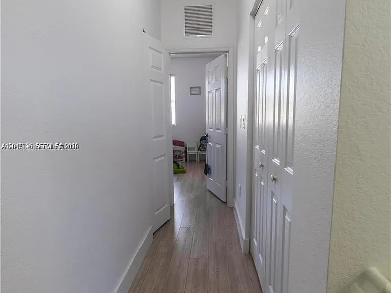 3065 SE 1st Dr #1 — Photo 24