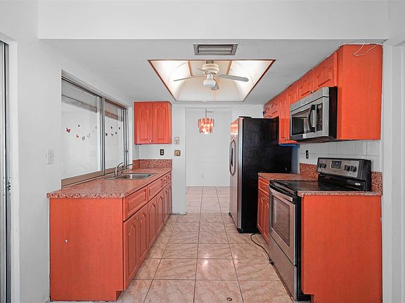 5th image of 4300 NW 48th Avenue