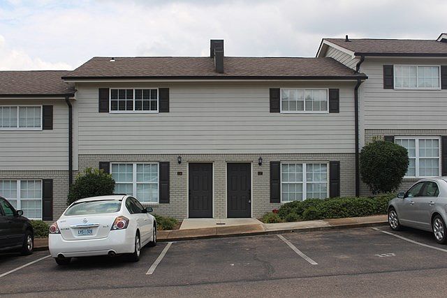 1st image of 1802 Jackson Ave W APT 117