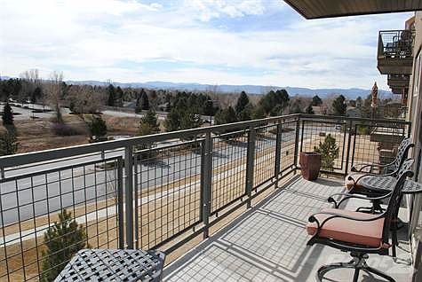 BalconyMtnView - Copy