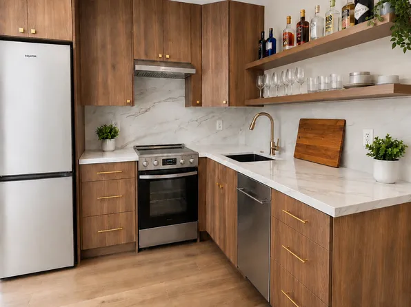 183 Rochester St #B1, Costa Mesa, CA 92627